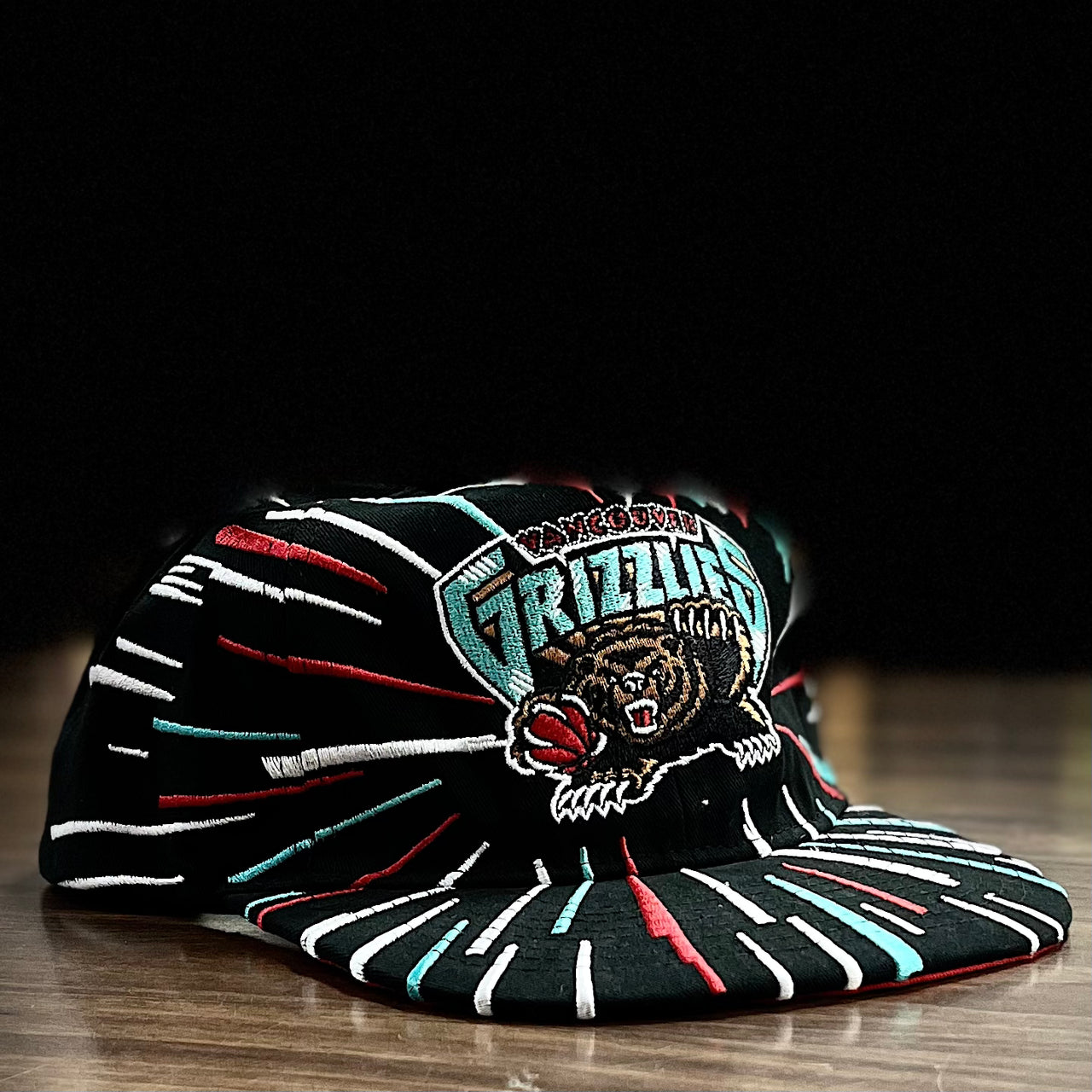 Vancouver Grizzlies Mitchell & Ness Hardwood Classics Team Two-Tone 2.0  Snapback Hat - Turquoise/Black