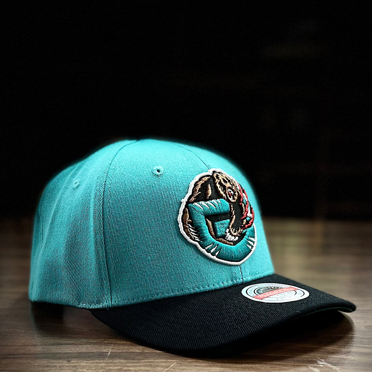 Vancouver Grizzlies Mitchell & Ness Hardwood Classics Pink Merlot Snapback  Hat - Cream