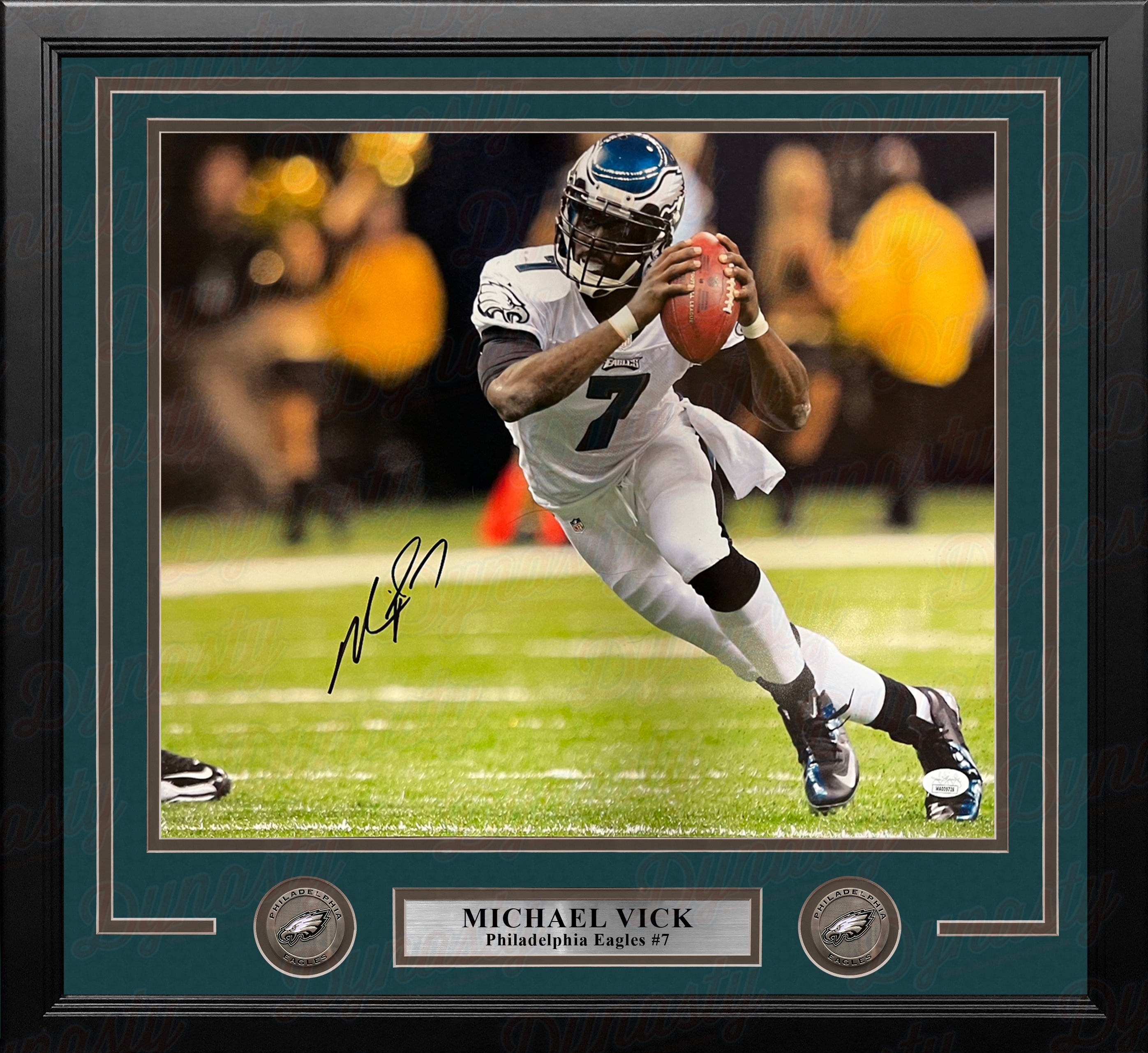 Michael Vick Signed Eagles 8x10 Photo (JSA COA)