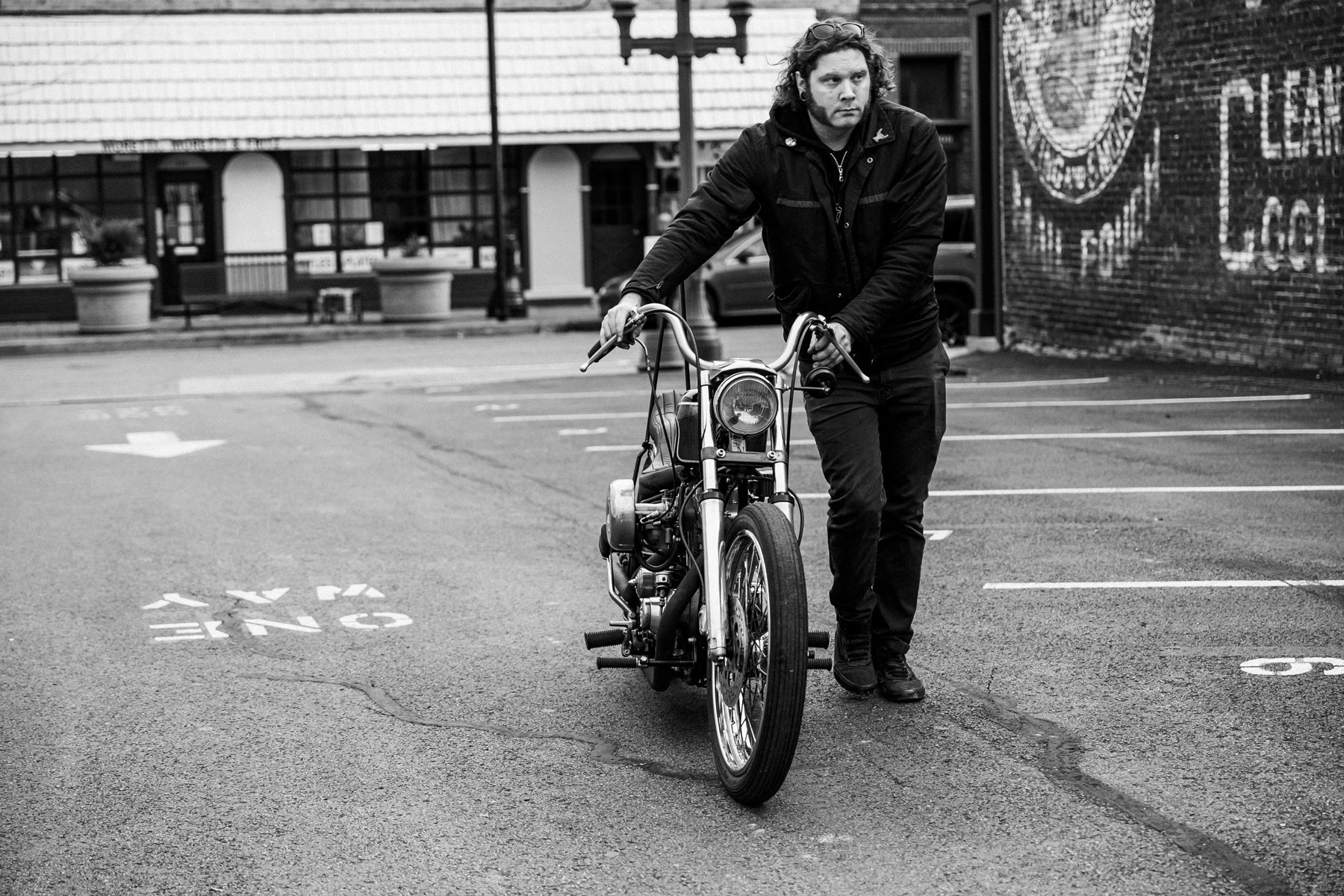 Glory Daze Motorcycle Show Pittsburgh Tyler Elliott TE Customs Harley-Davidson Ironhead Sportster Chopper