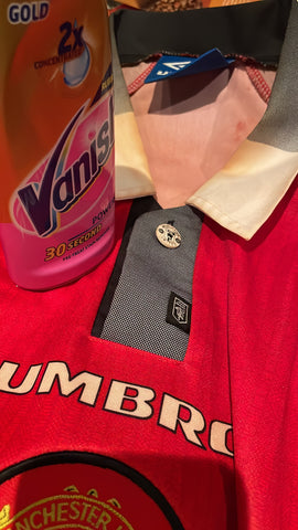 Stained football shirt collar, removal process using vanish gel