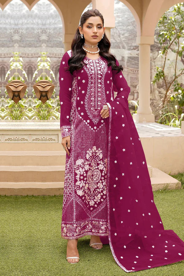 The Latest Pakistani Salwar Kameez Styles: A Fusion of Tradition and Modernity By  Cuttack