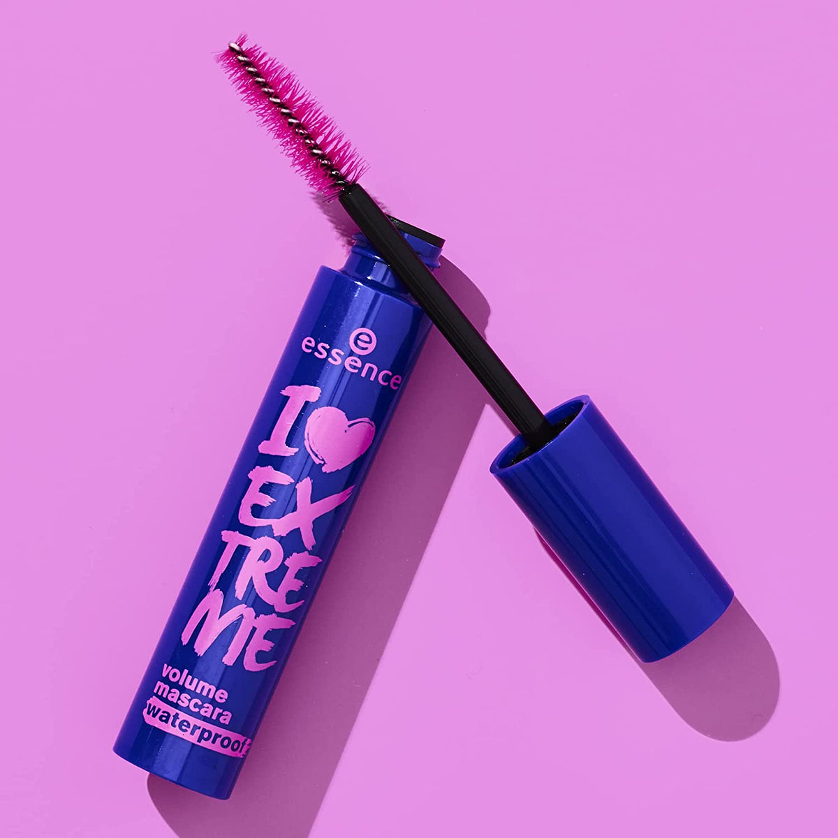 Essence I love Extreme Volume Mascara Waterproof - Black