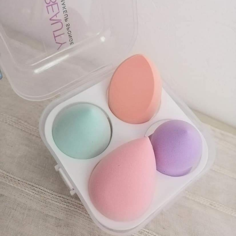 HuxiaBeauty 4 Pcs Makeup Beauty Blender Sponges In Box - طقم من 4 قطع اسفنجة دمج للميكب + صندوق للحفظ