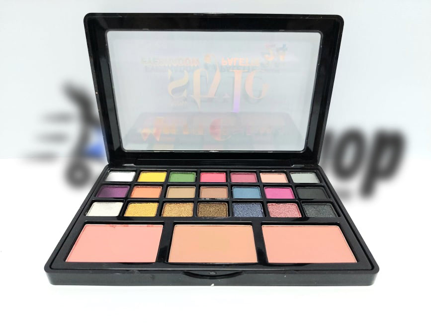 Might Cinema Blusher + Eyeshadow Palette 24 color