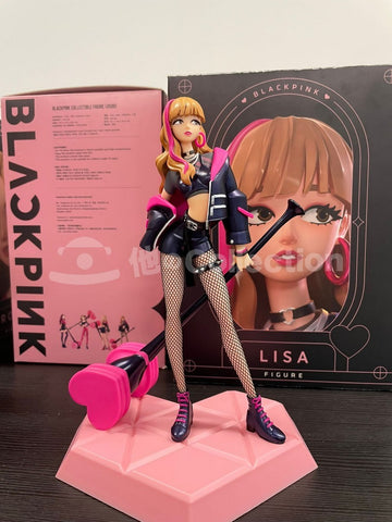 BLACKPINK-Lisa-figure-unboxing-1