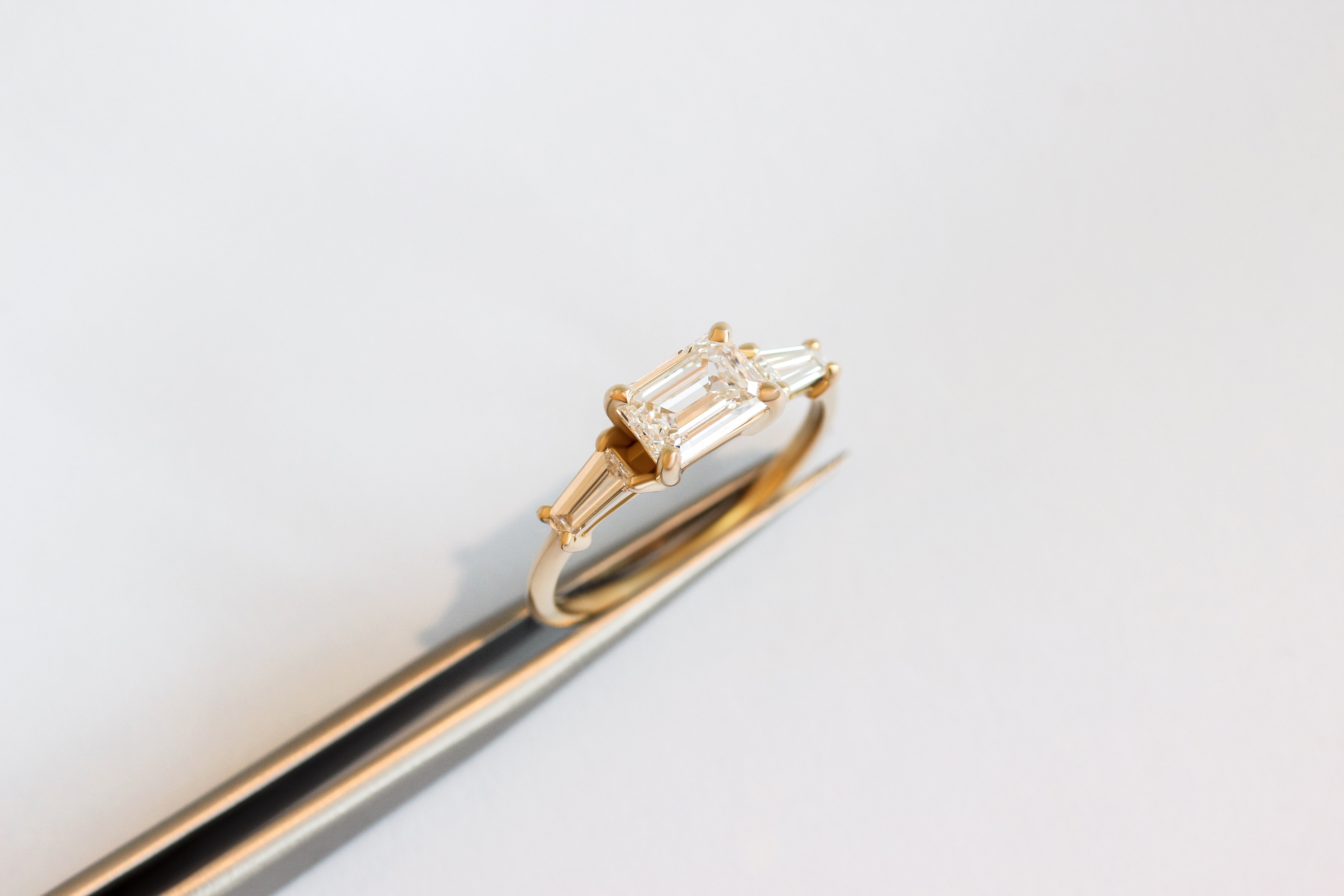Close view of Olivia + Raymundo's custom ring by Goldpoint Jewelry in Greenpoint, Brooklyn.