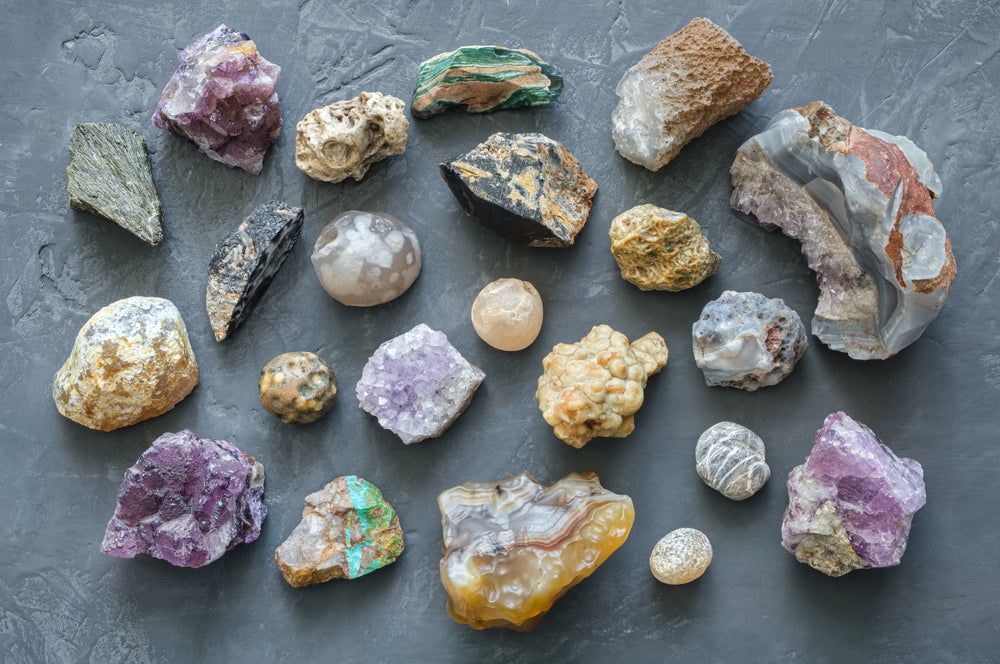 Køb håndlavede smykker med krystaller Savasana