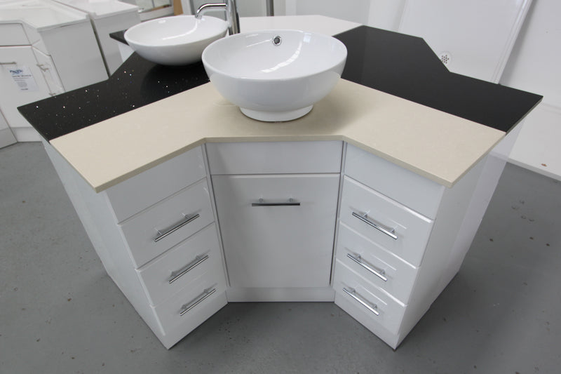 900 X 900 Corner Bathroom Vanity Cabinet