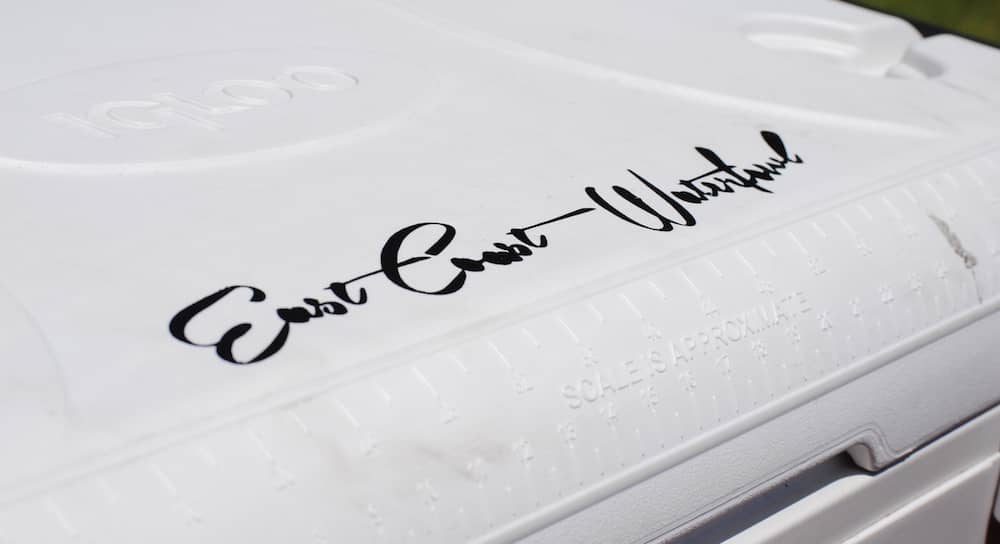 Example decal of cursive text