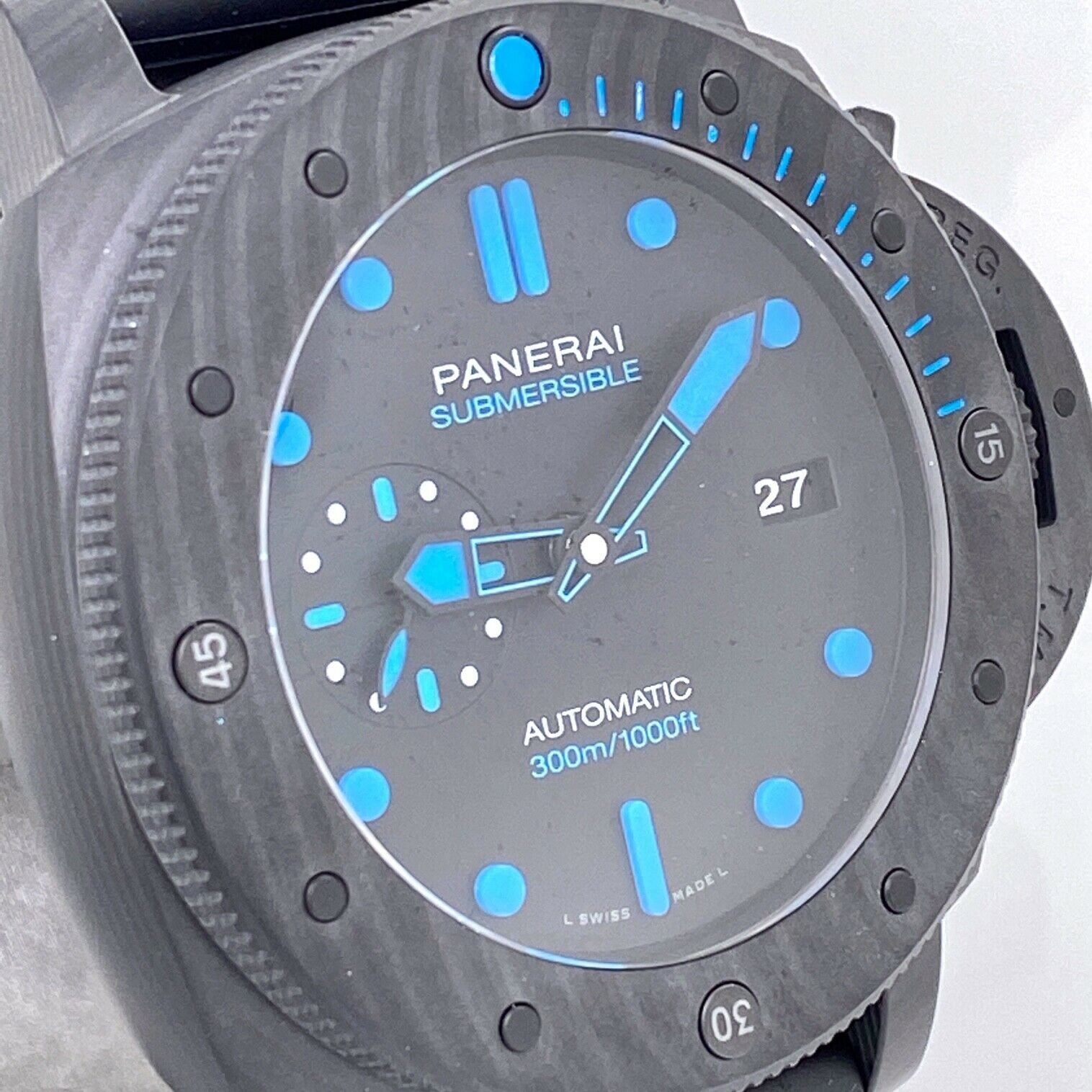 Panerai Submersible QuarantaQuattro Carbotech Blu Abisso! - YouTube