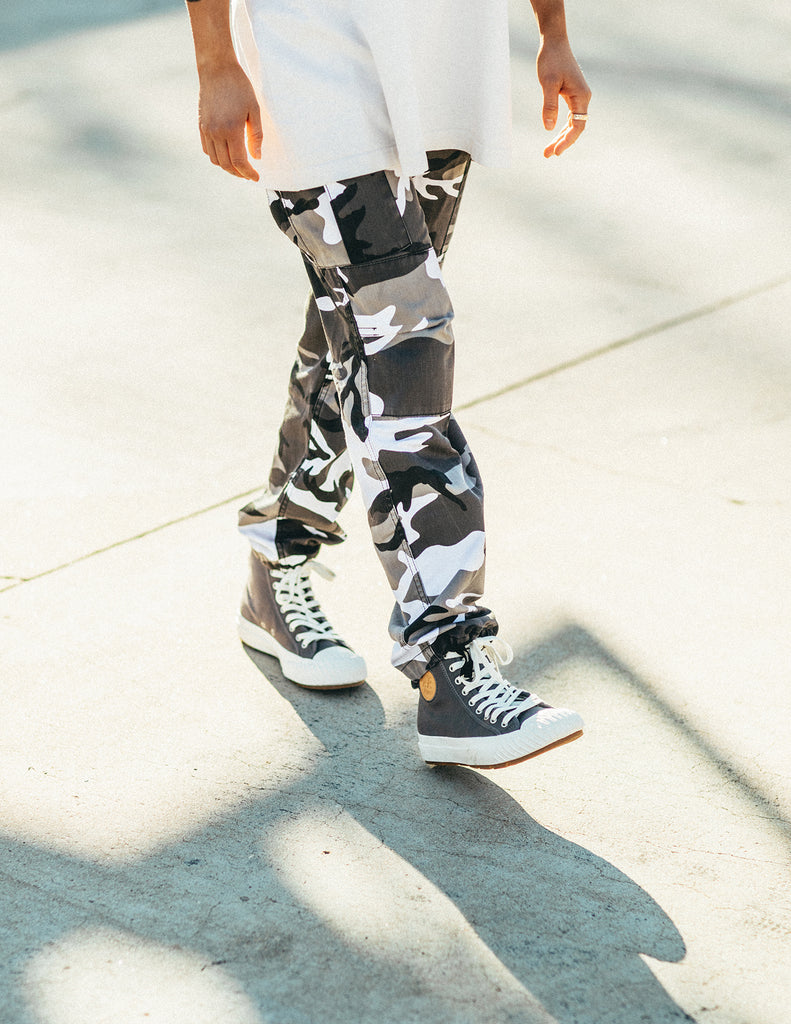 PF. Flyers Grounder in Gray