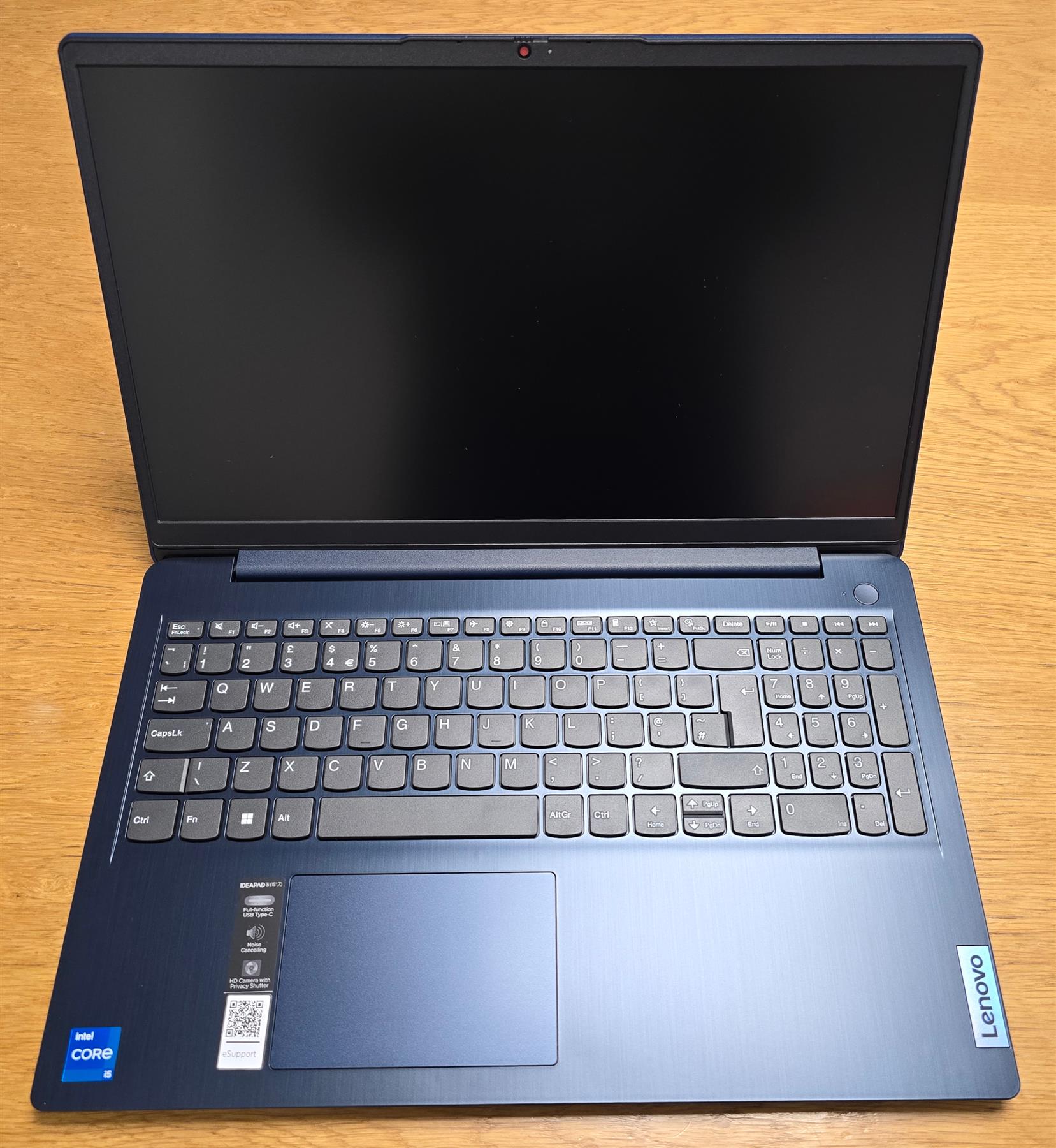 LENOVO IdeaPad 3i 15.6