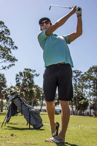 Evan Geiselman Golfing in Mulligan Sandals