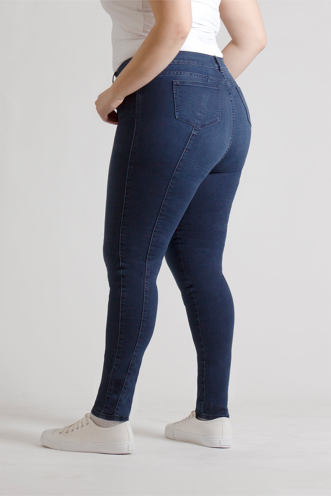 ❣新品未使用❣ Tokyo High Rise Jeans 新色Indigo-