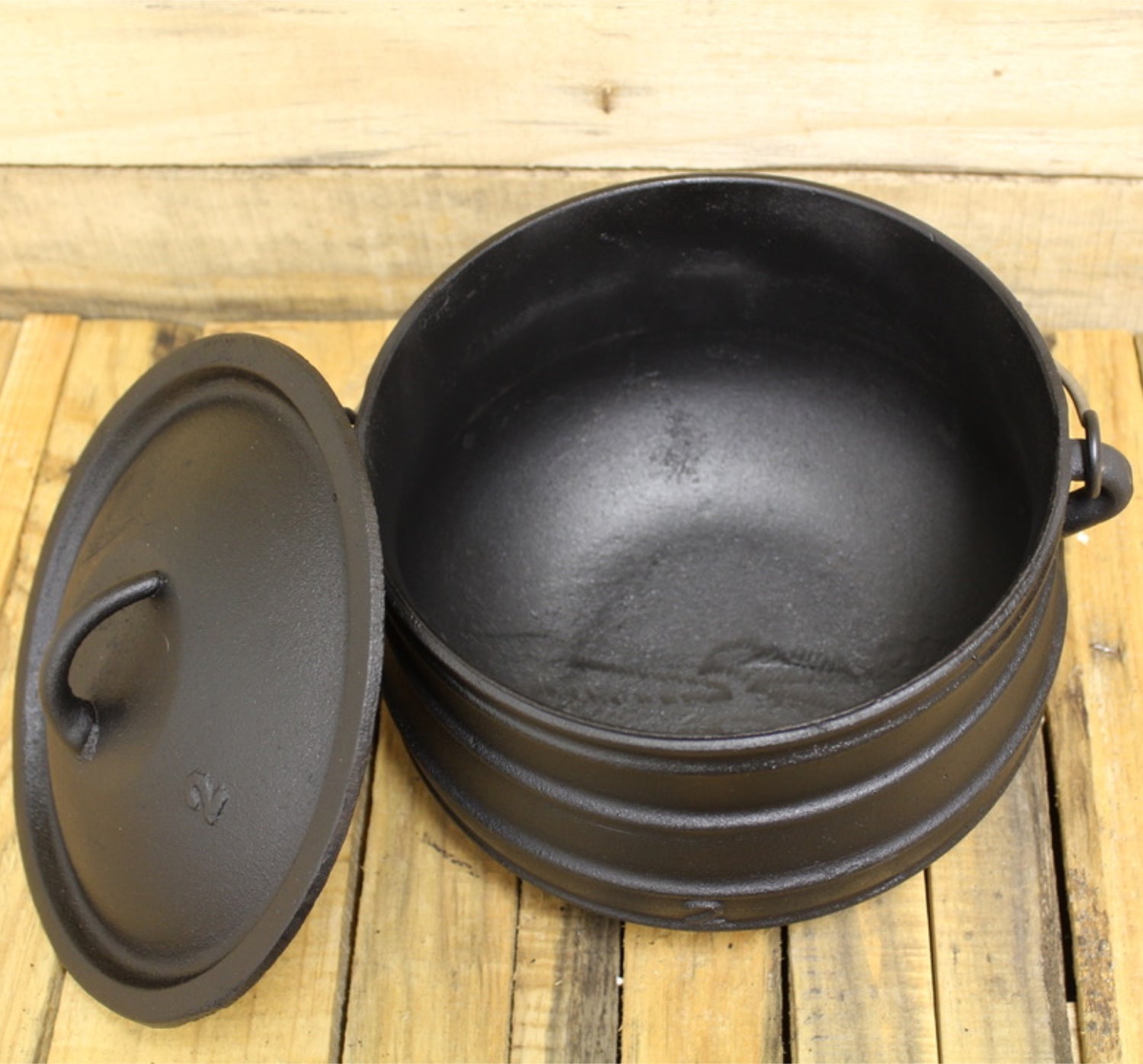 Iron Lid for 2 Quart Pot – Townsends