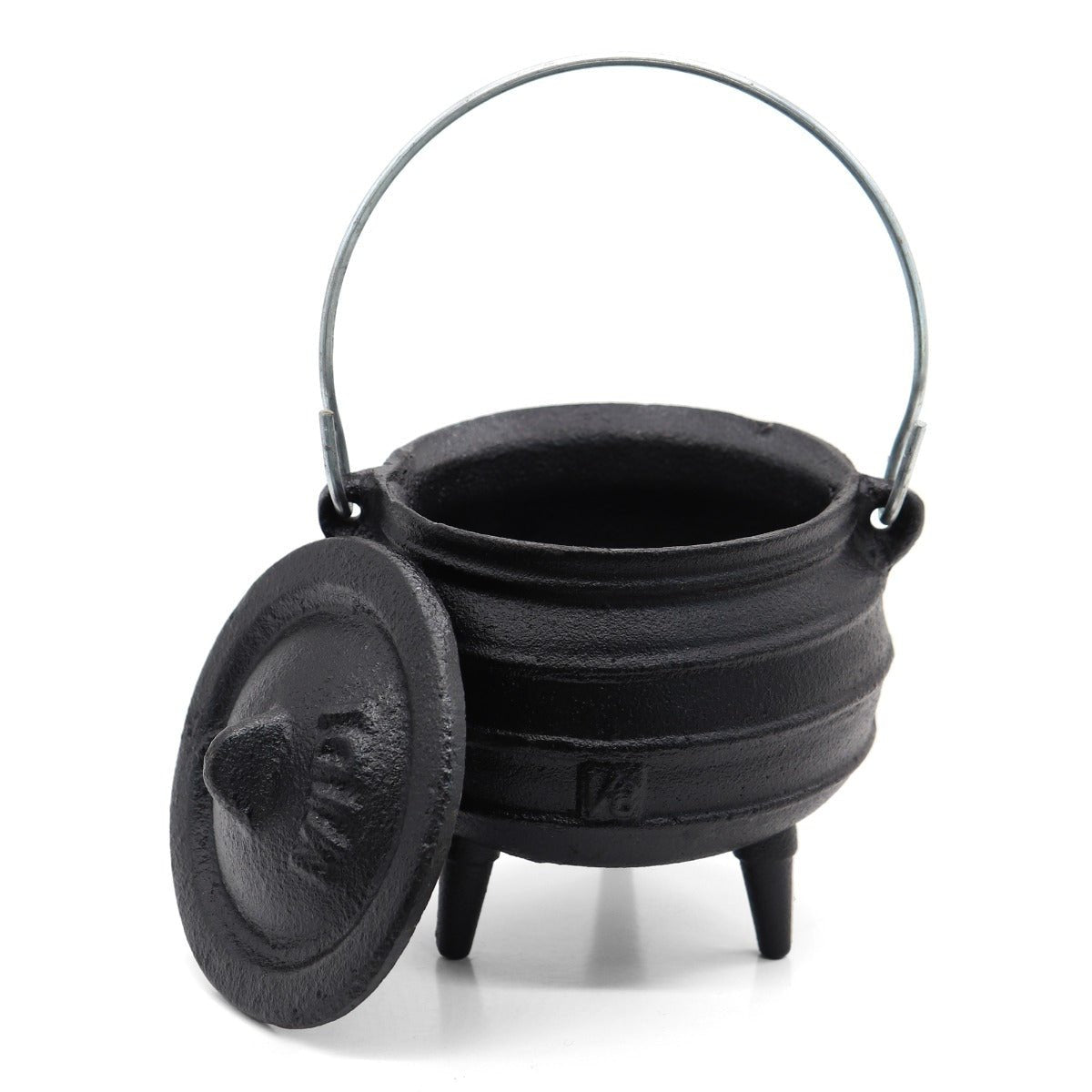 https://cdn.shopify.com/s/files/1/0589/9439/3227/products/mini-potjie-cauldron-648861.jpg?v=1663863386&width=1200