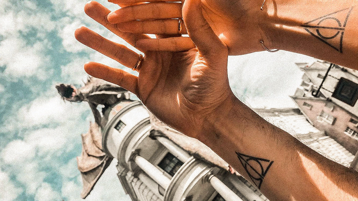 Pin by Cédric Stegre on Dotwork & Geometric | Geometric mandala tattoo,  Mandala tattoo sleeve, Sleeve tattoos