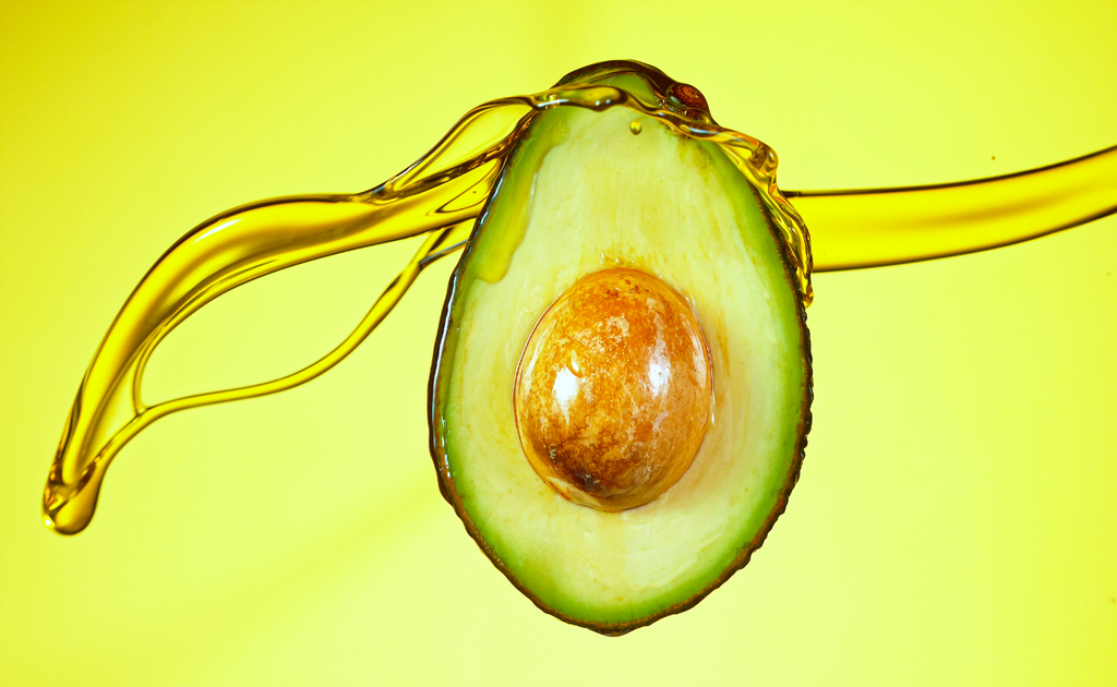 Achieve Glowing Skin by Unlocking the Power of Avocado Oil