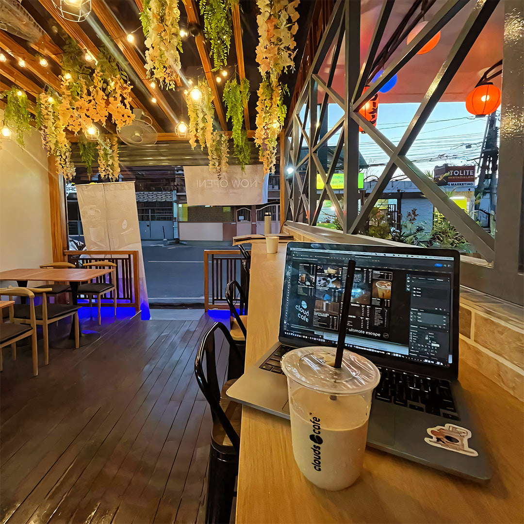 Discover the inviting interior of Cloudscafe coffee shop in Molino III Cavite – enjoy cold drinks and delightful food in comfort.
