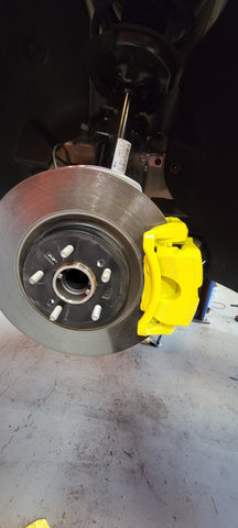 Kia Stinger Yellow Painted Calipers