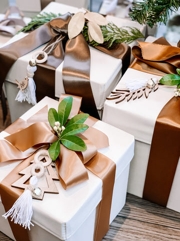 DIY crafts, DIY christmas crafts, DIY christmas decor, DIY gift tags, gift tags, wood gift tags, wood ornaments, wood christmas ornaments