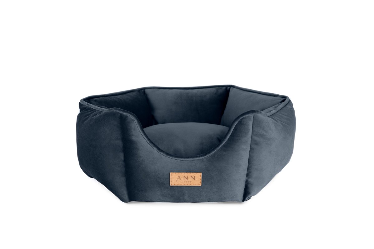 Se Ann Habor Milano Velvet Hundeseng - Navy hos animondo