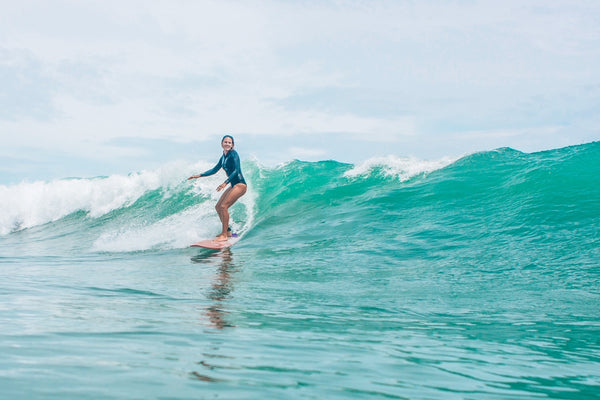 Girl Surfer Manu Bay Raglan