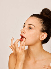 moisturize dry lips