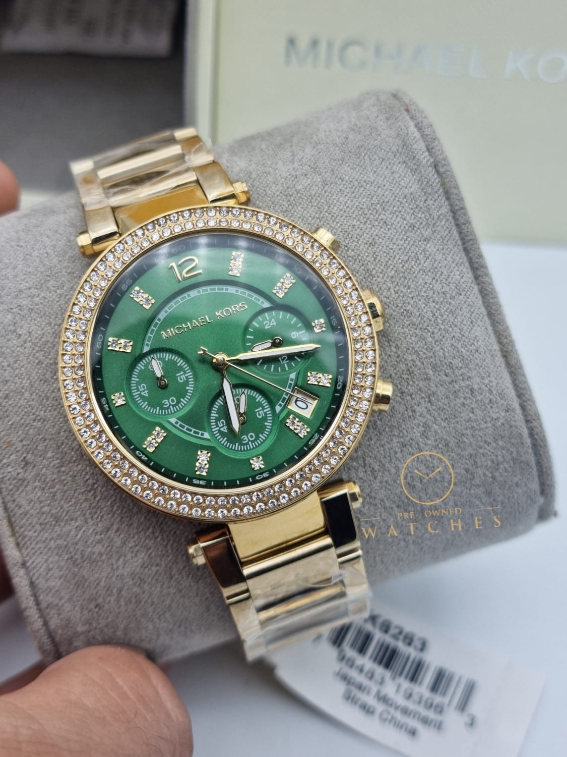 Michael Kors Women's Quartz Chronograph Stainless Steel Green Dial 38m