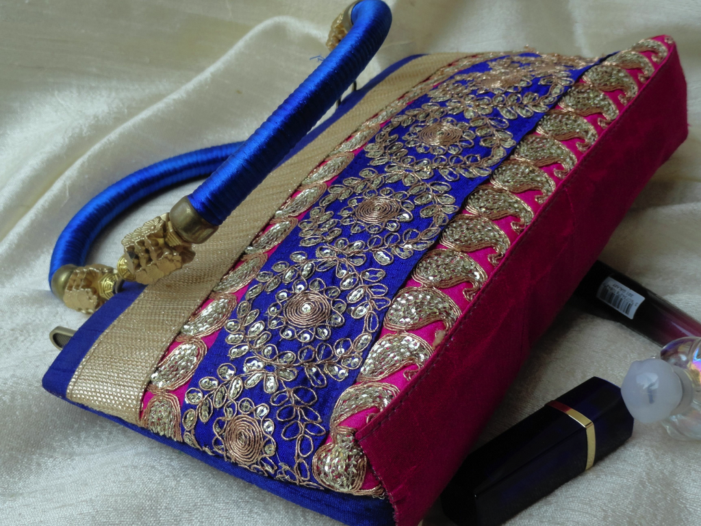 Shop Indian Women's Jewelry Fashion Bags Yogawear Curtain Tapestry Art ...