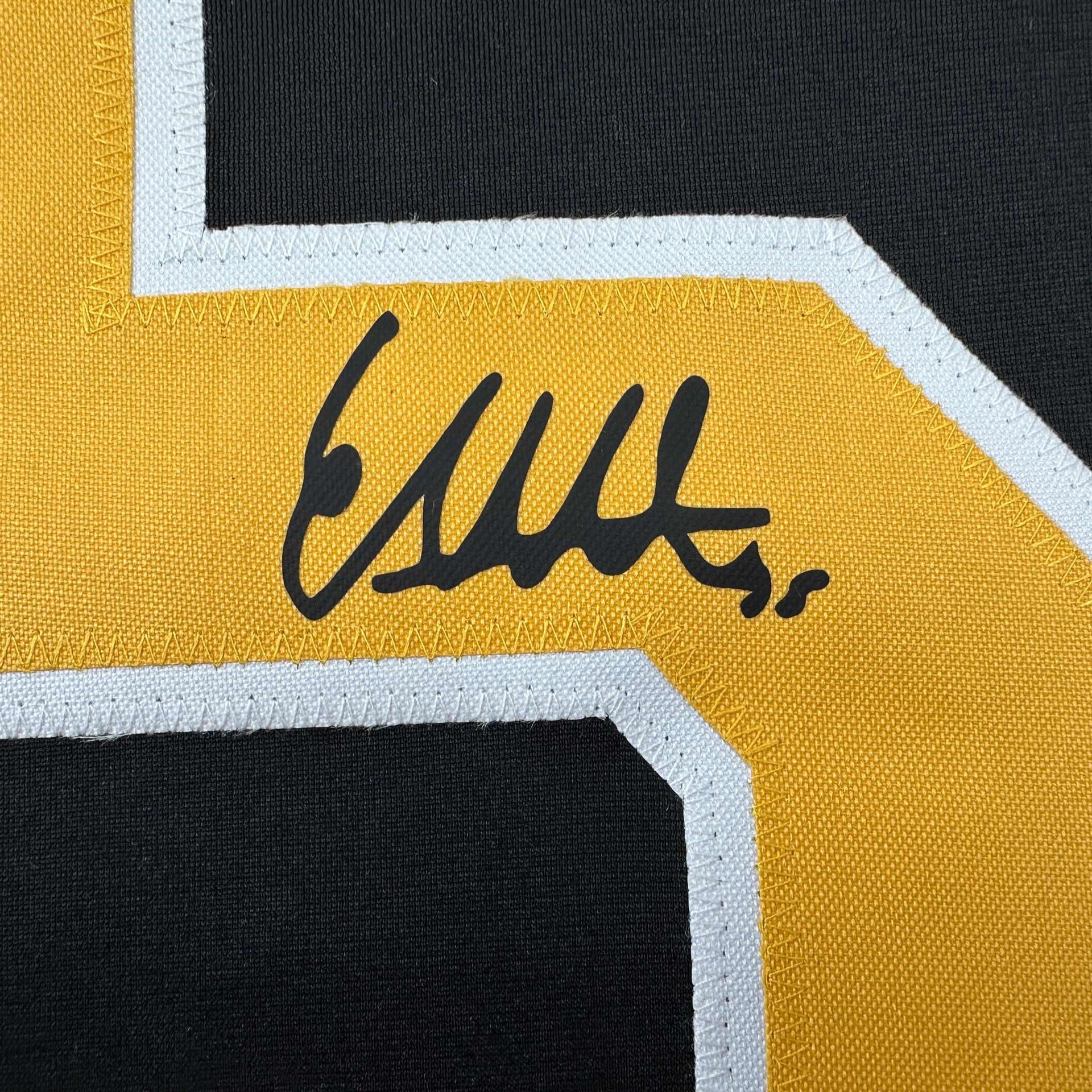 Tuesday Tips: Custom or Licensed Autograph Jerseys? — Ultimate Autographs