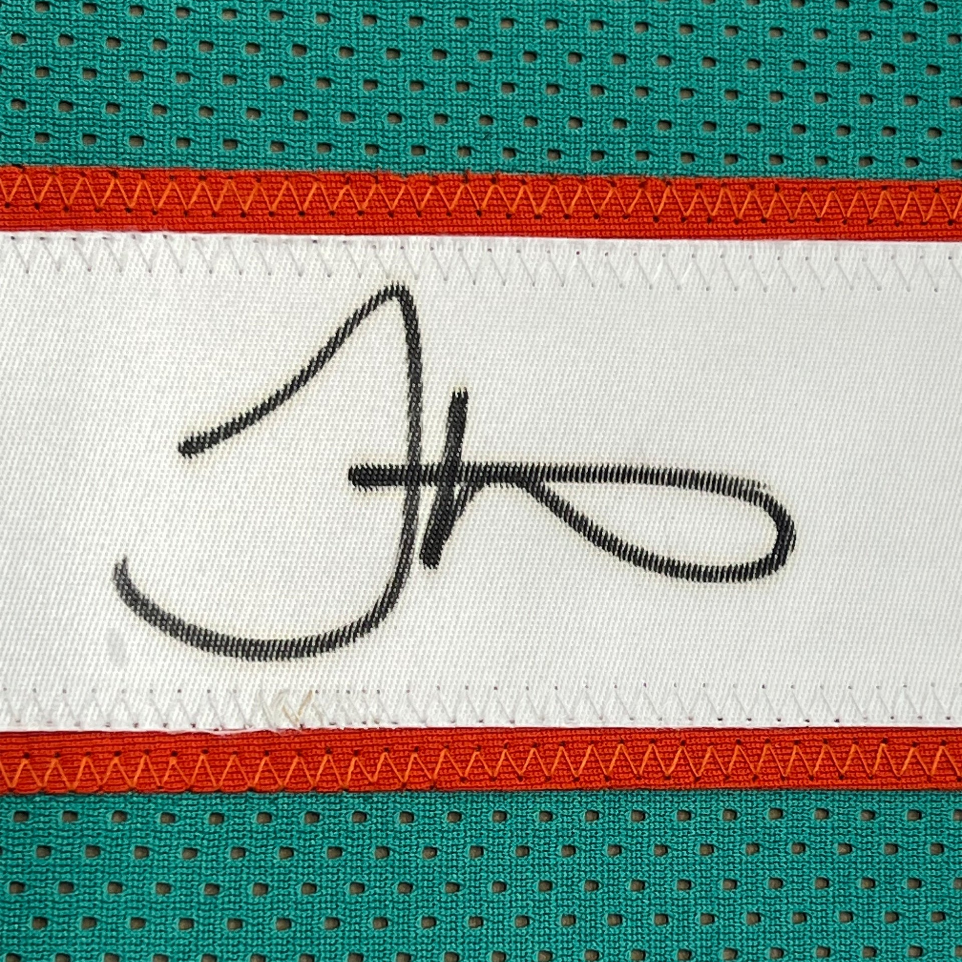 Tyreek Hill Autographed Miami Dolphins (Teal #10) Deluxe Framed Jersey –  Palm Beach Autographs LLC