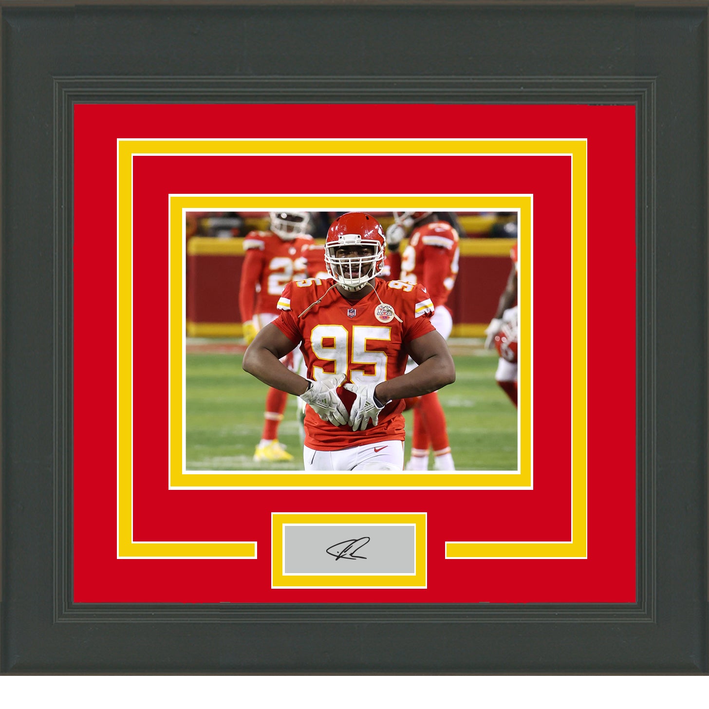 Framed Chris Jones Facsimile Laser Engraved Signature Auto Kansas City  Chiefs 15x16 Football Photo - Hall of Fame Sports Memorabilia