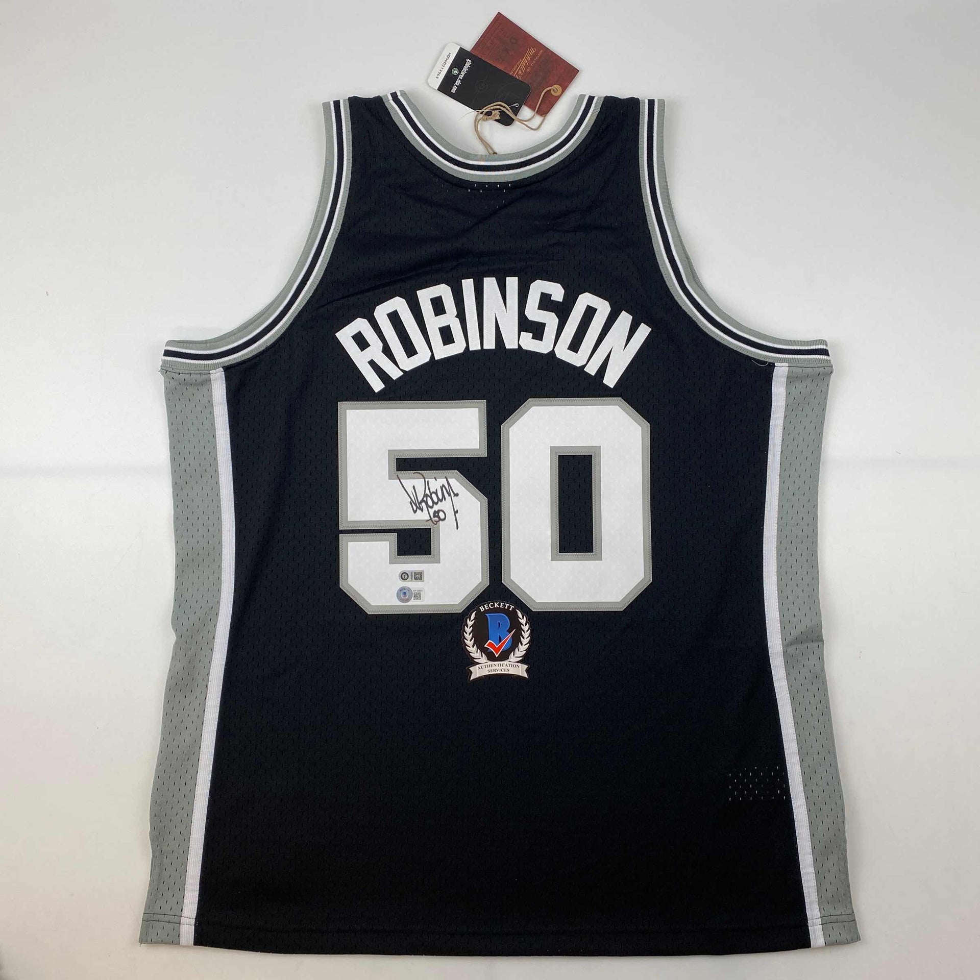 David Robinson Signed White Mitchell & Ness Swingman Jersey Beckett  Witnessed