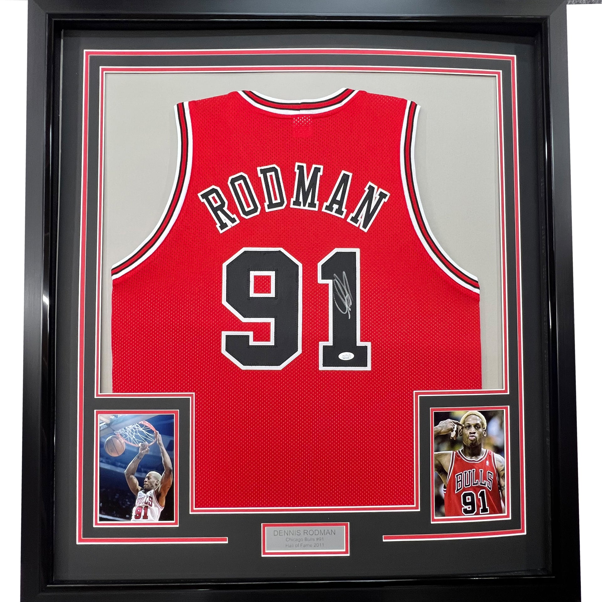 Dennis Rodman Signed Chicago Bulls Jersey beckett COA 