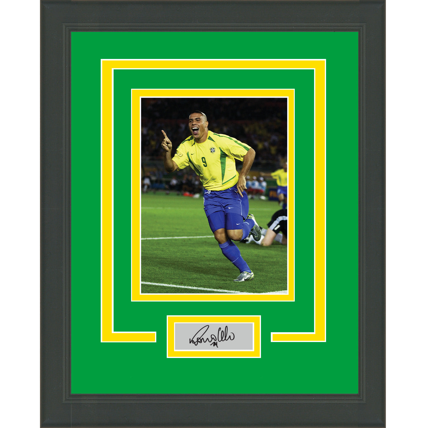 Framed Ronaldo Nazario R9 Facsimile Laser Engraved Signature Auto