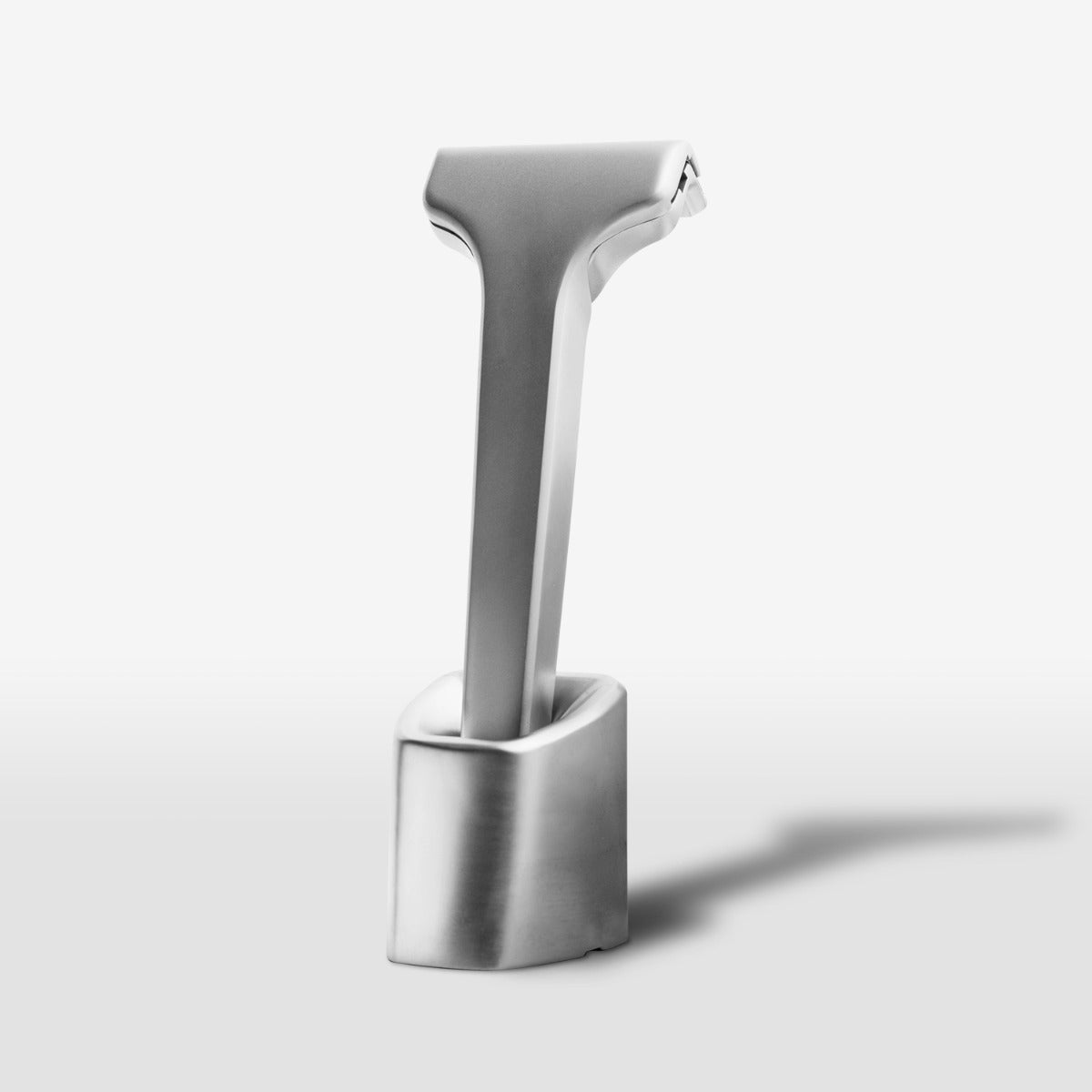 Supply Single Edge Razor Stand: Classic Matte