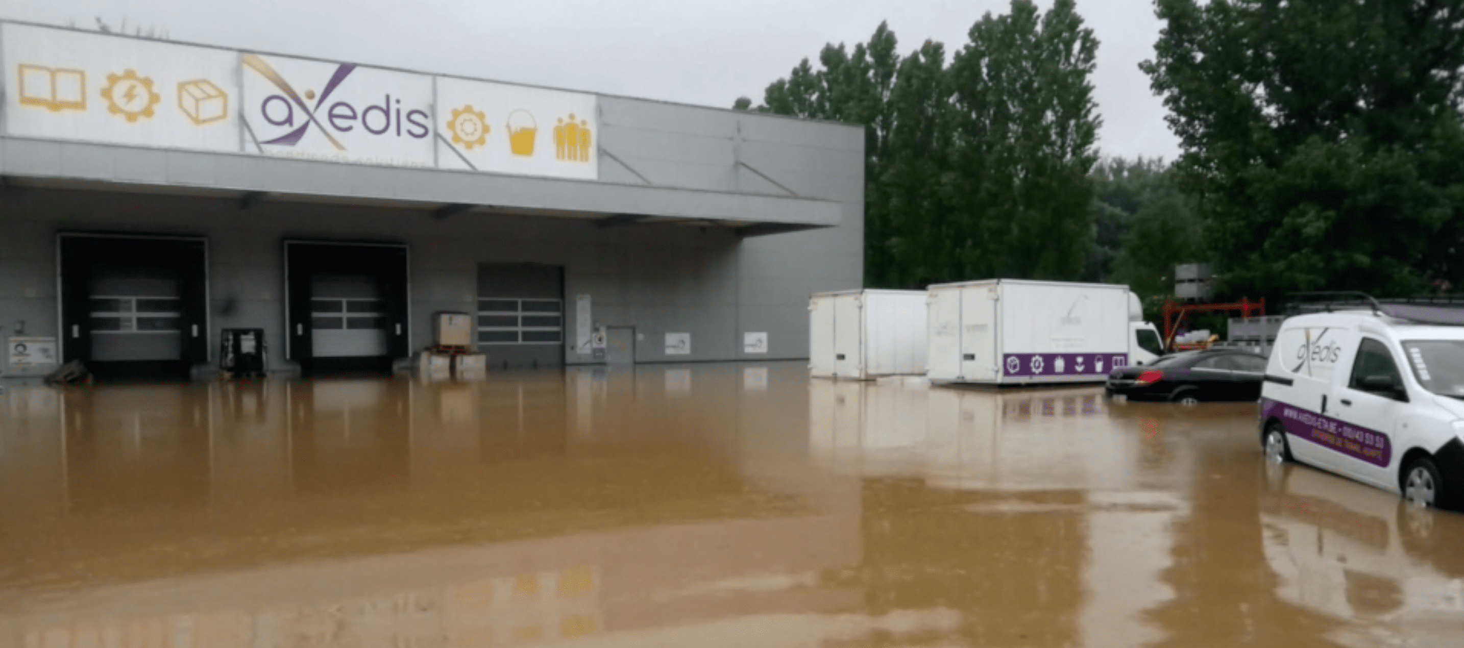 inondations sur un parking