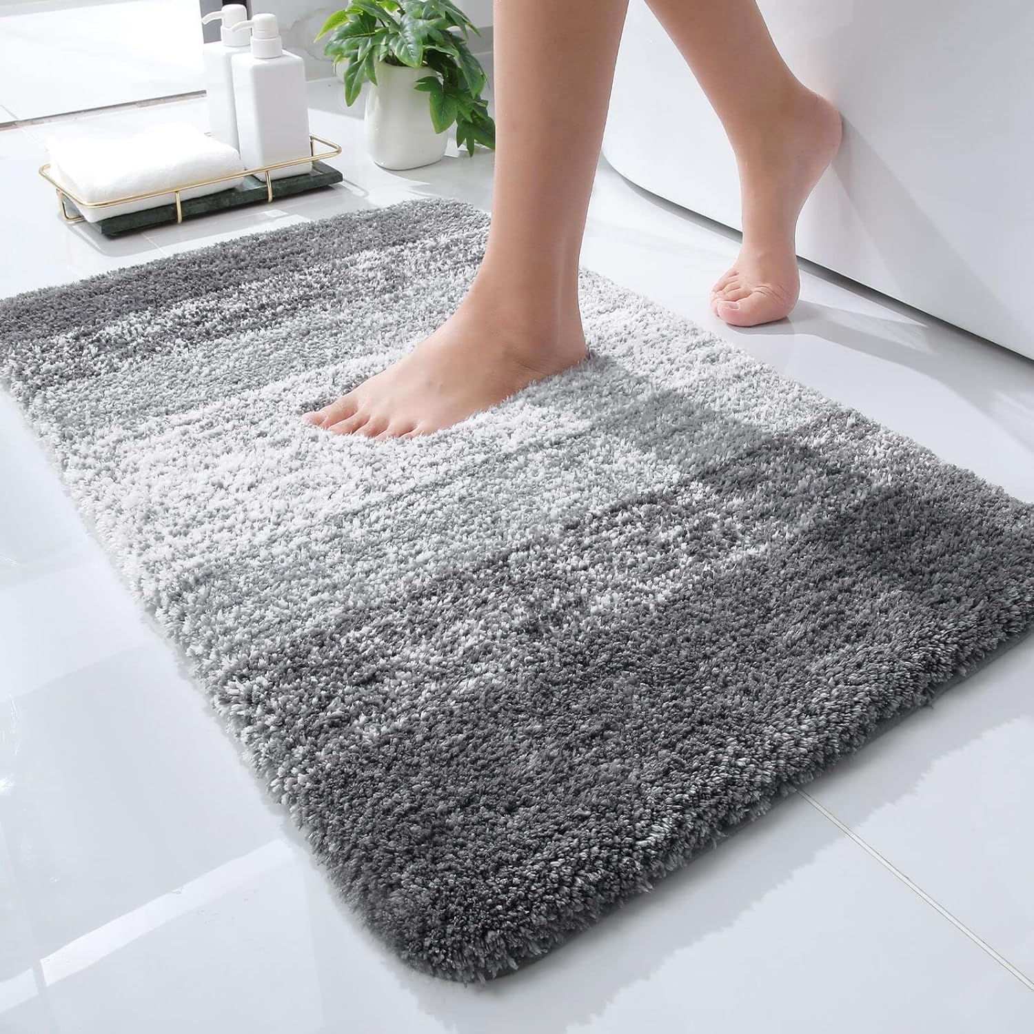 38 x 15 Bath Mat Vive