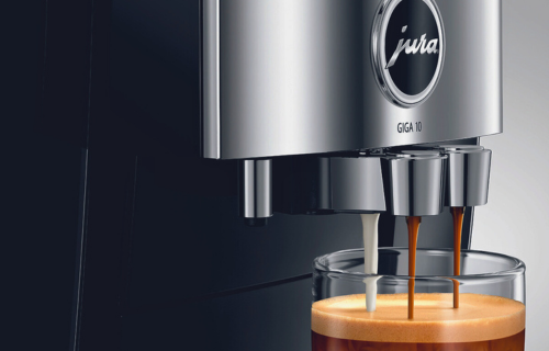 Jura GIGA 10 dual fluid systems for coffee and milk poured simultaneously