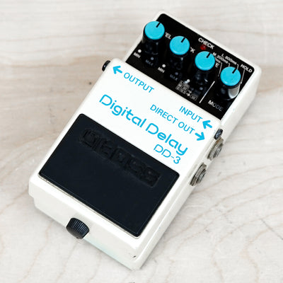 Boss DD-3 Digital Delay (Blue Label 1993 MIT – A Flash Flood of Gear