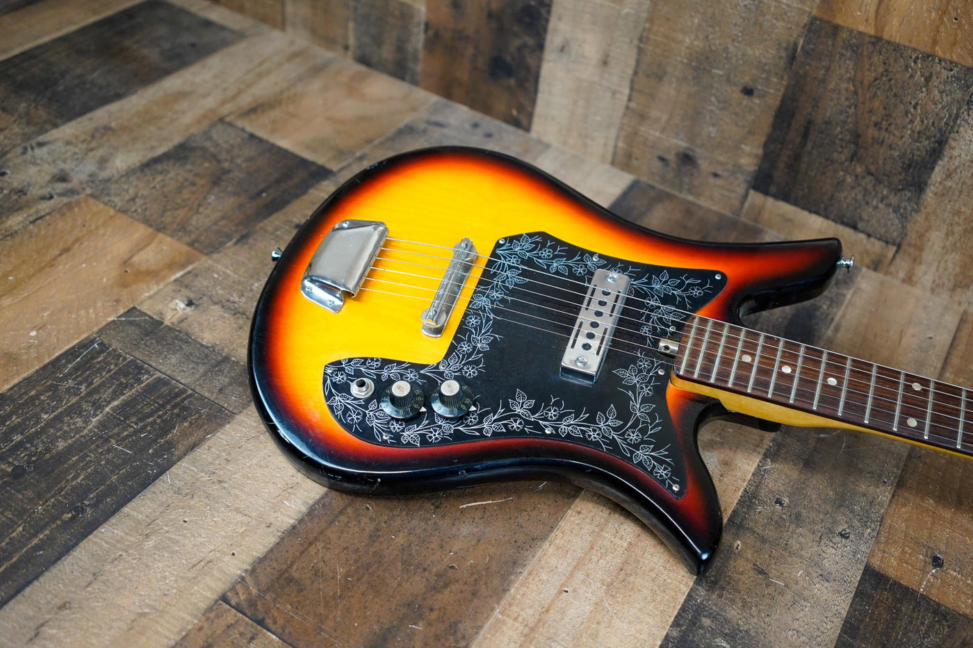 teisco sunburst guitar