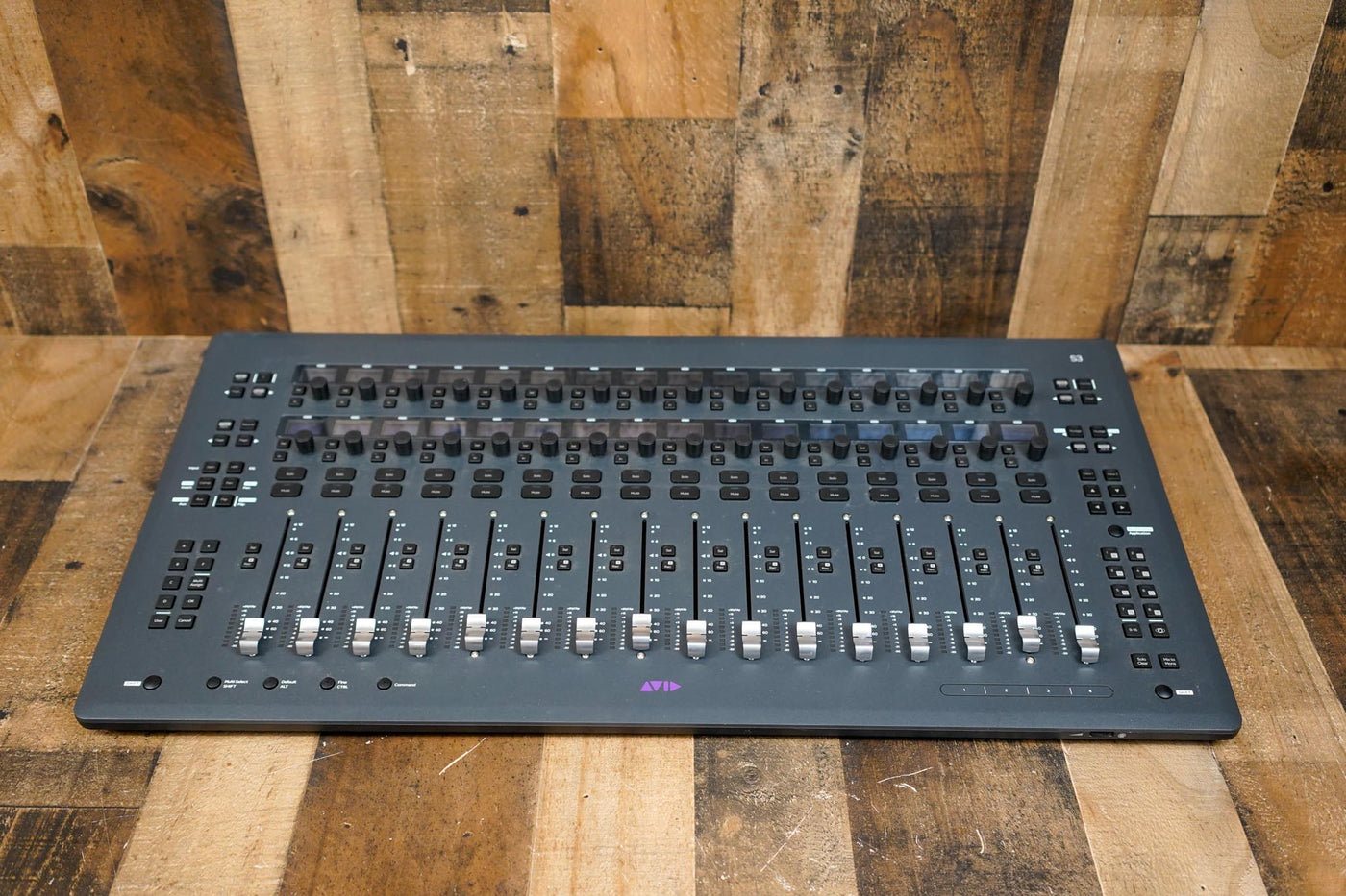 Avid S3 16-Fader Pro Tools Control Surface