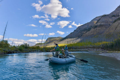 Drifiting the Red Deer River