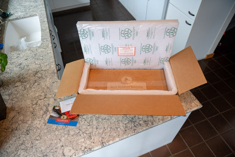 Shipping box with PET insulation