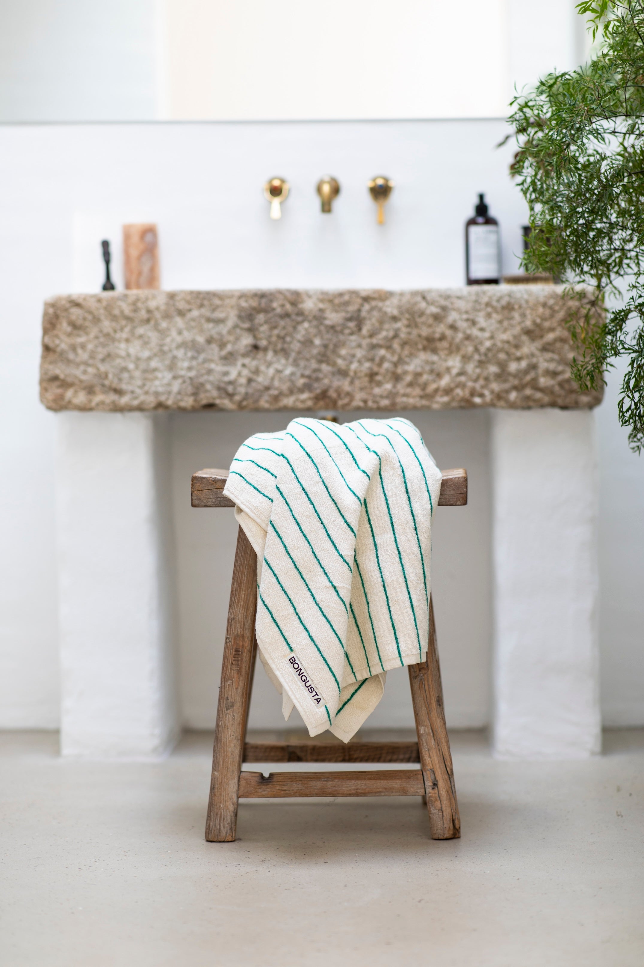 Bongusta, Product image, Naram Towels, pure white & grass, 1 of 5}
