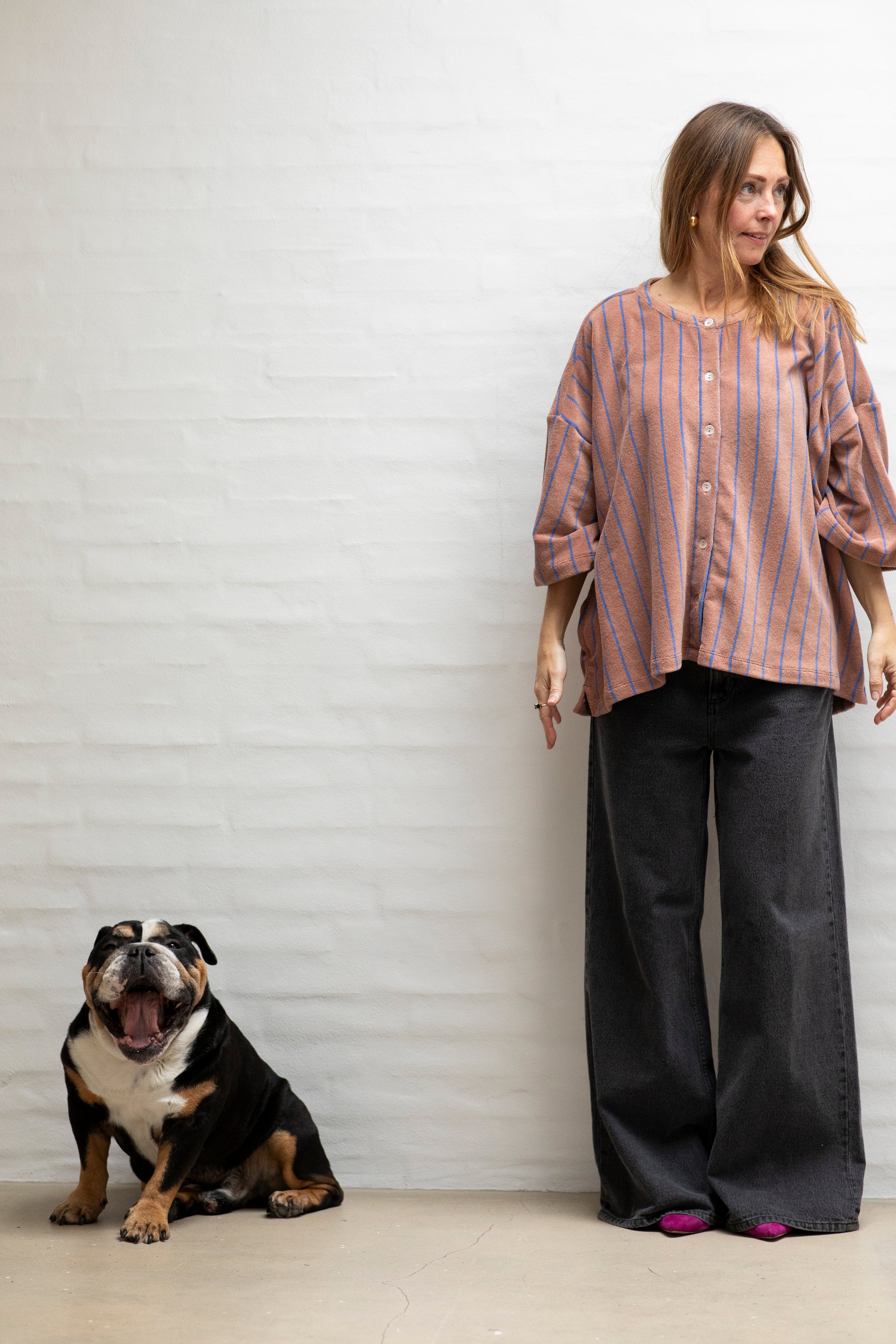 Bongusta, Product image, Naram Oversized Shirt, camel & ultra marineblue, 4 of 5}