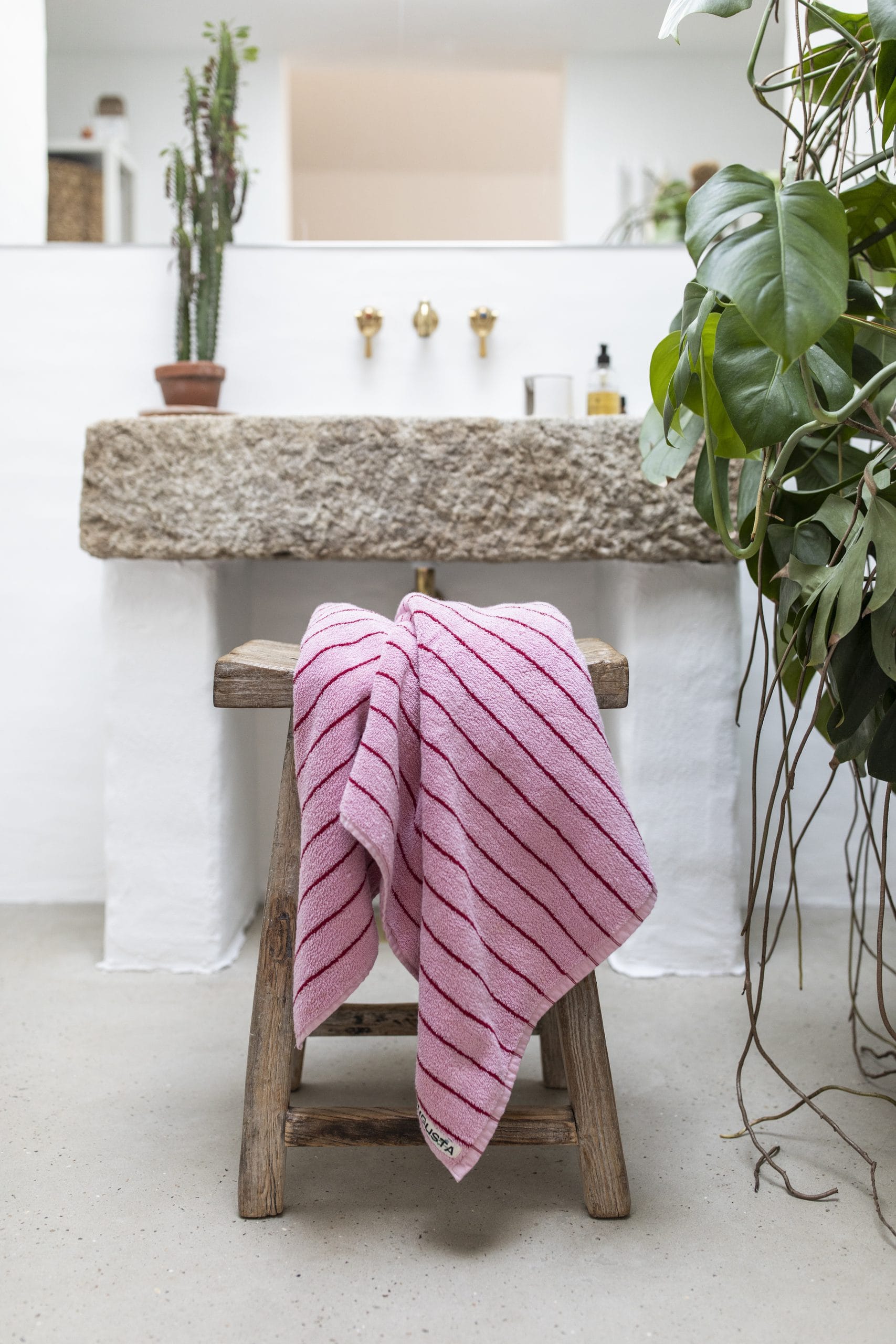 Bongusta, Product image, Naram Towels, baby pink & ski patrol red, 4 of 6}