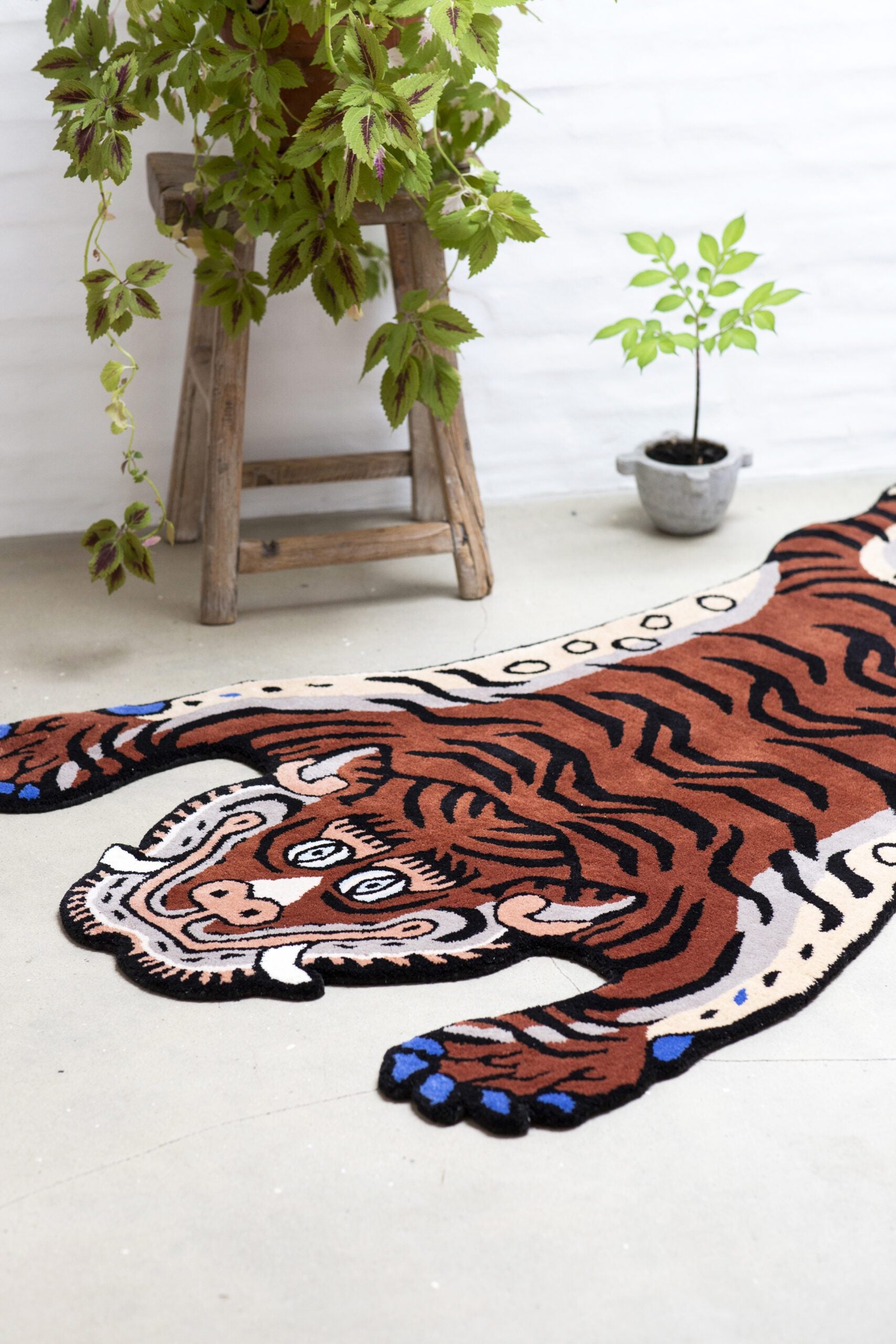 人気急上昇中 F.C.Real Bristol TIGER LARGE RUG MAT 虎